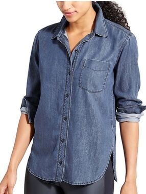 Athleta Bootjack Chambray Shirt Indigo Blue Button Down Back Slit Hem Size S